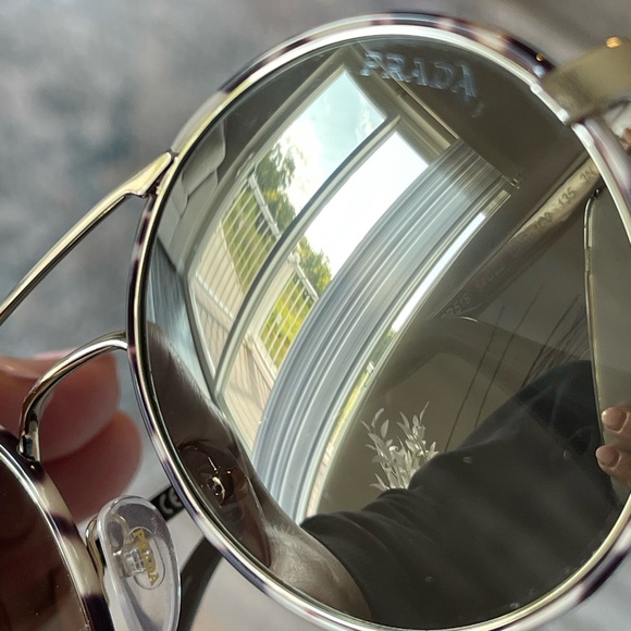 Authentic PRADA Round Gradient sunglasses - Picture 13 of 16